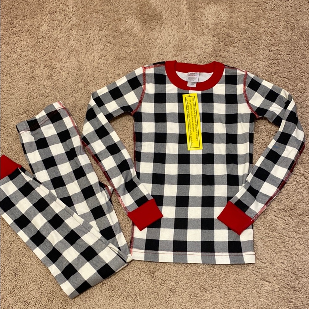 Hanna Andersson plaid long sleeve pajama set size 10